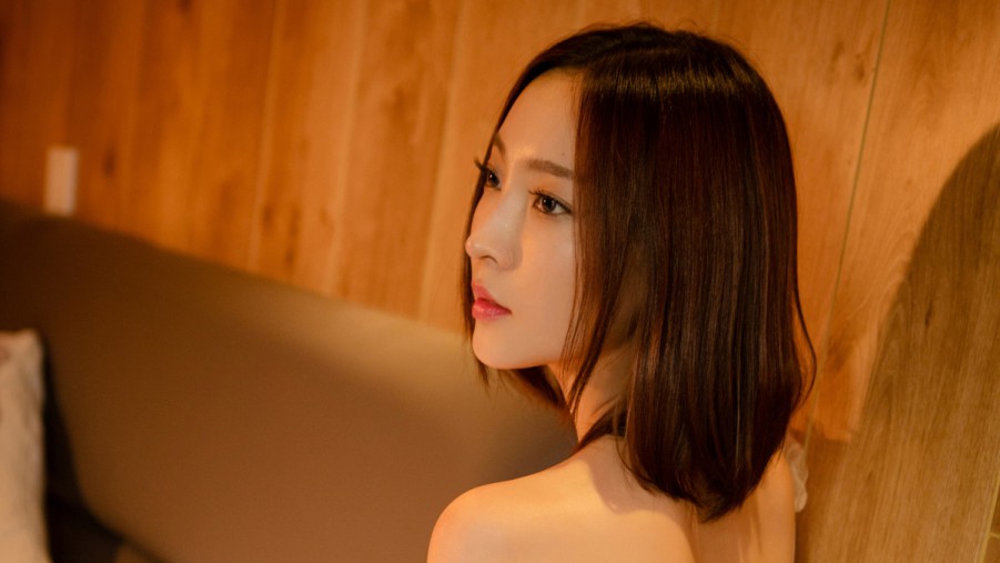 人民币对美元中间价报6.7459 调升28个基点